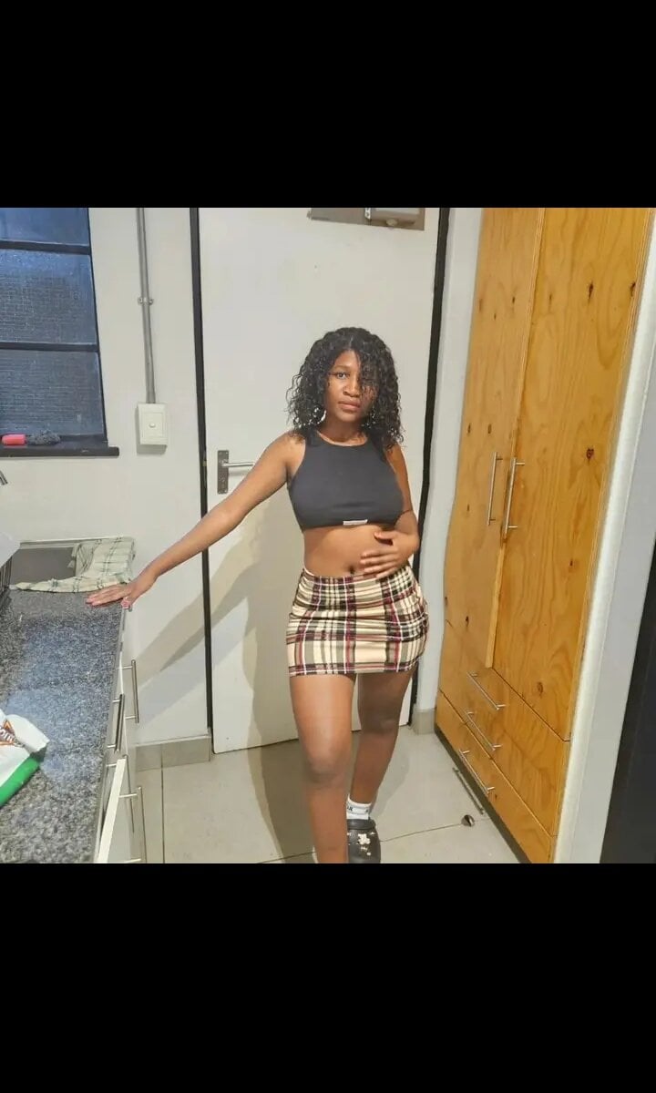 badgirlwebcam.com veridje56 livesex profile in brown-eyes cams