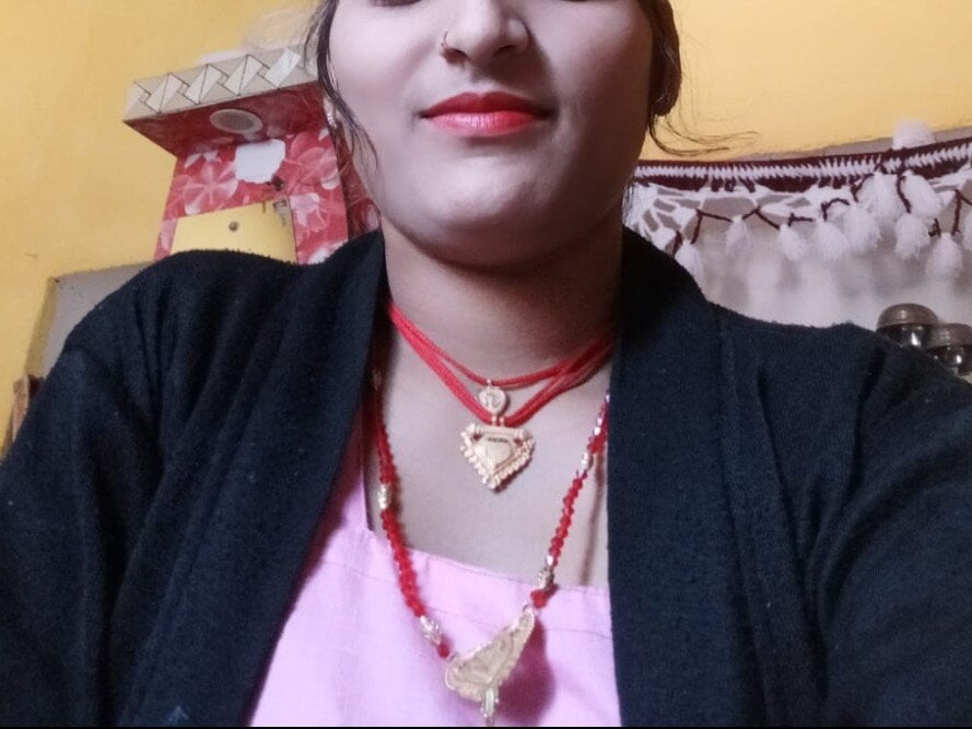 watchgirlcam.com pooja_m livesex profile in indian cams