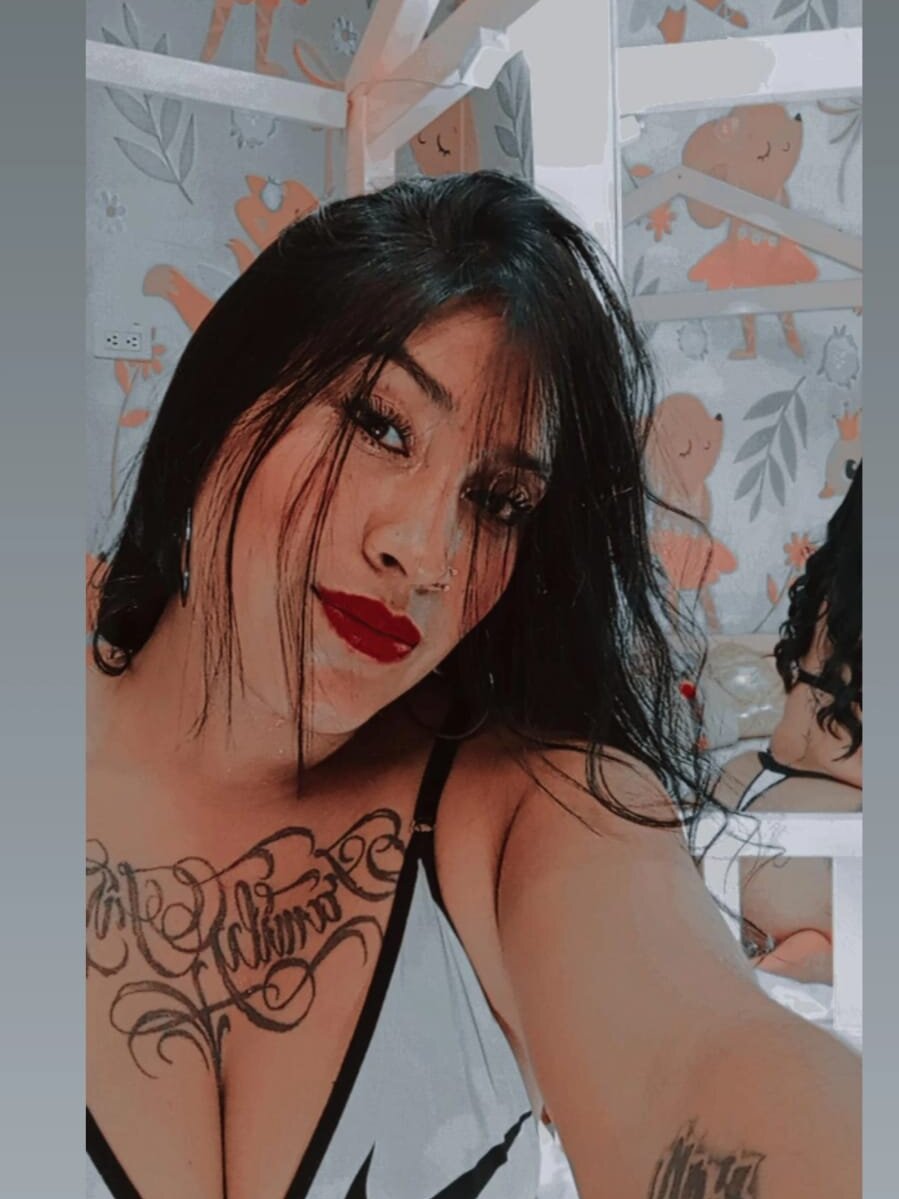 _Sheyla profile