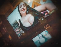 Juliana_bigboobs' Live Sex Cam Show