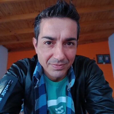 Alejooo40 Male New Striptease Cam