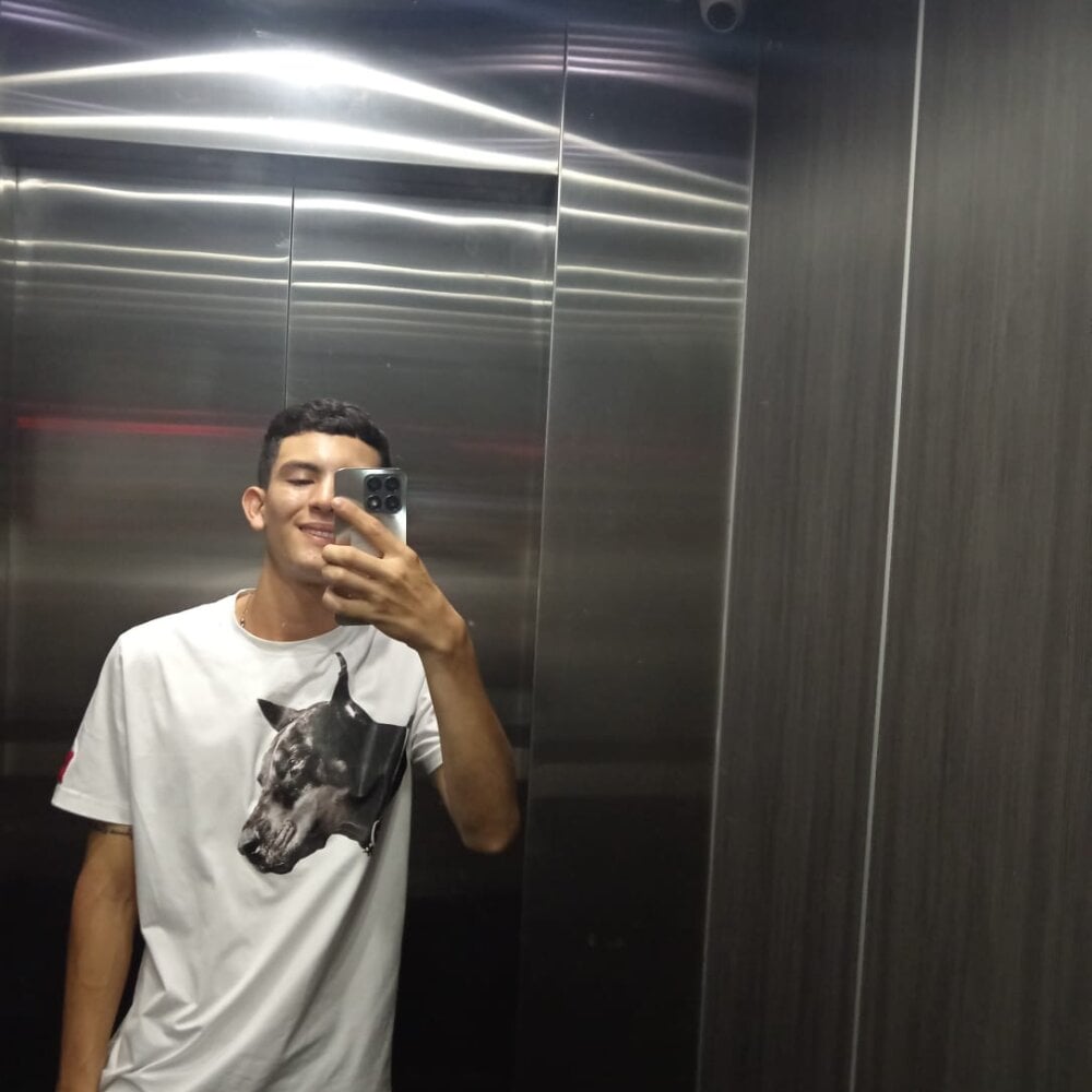 Byan_Cano