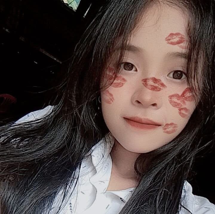 stripchat sabrina-geek webcam profile pic via maturelivesexcams.com