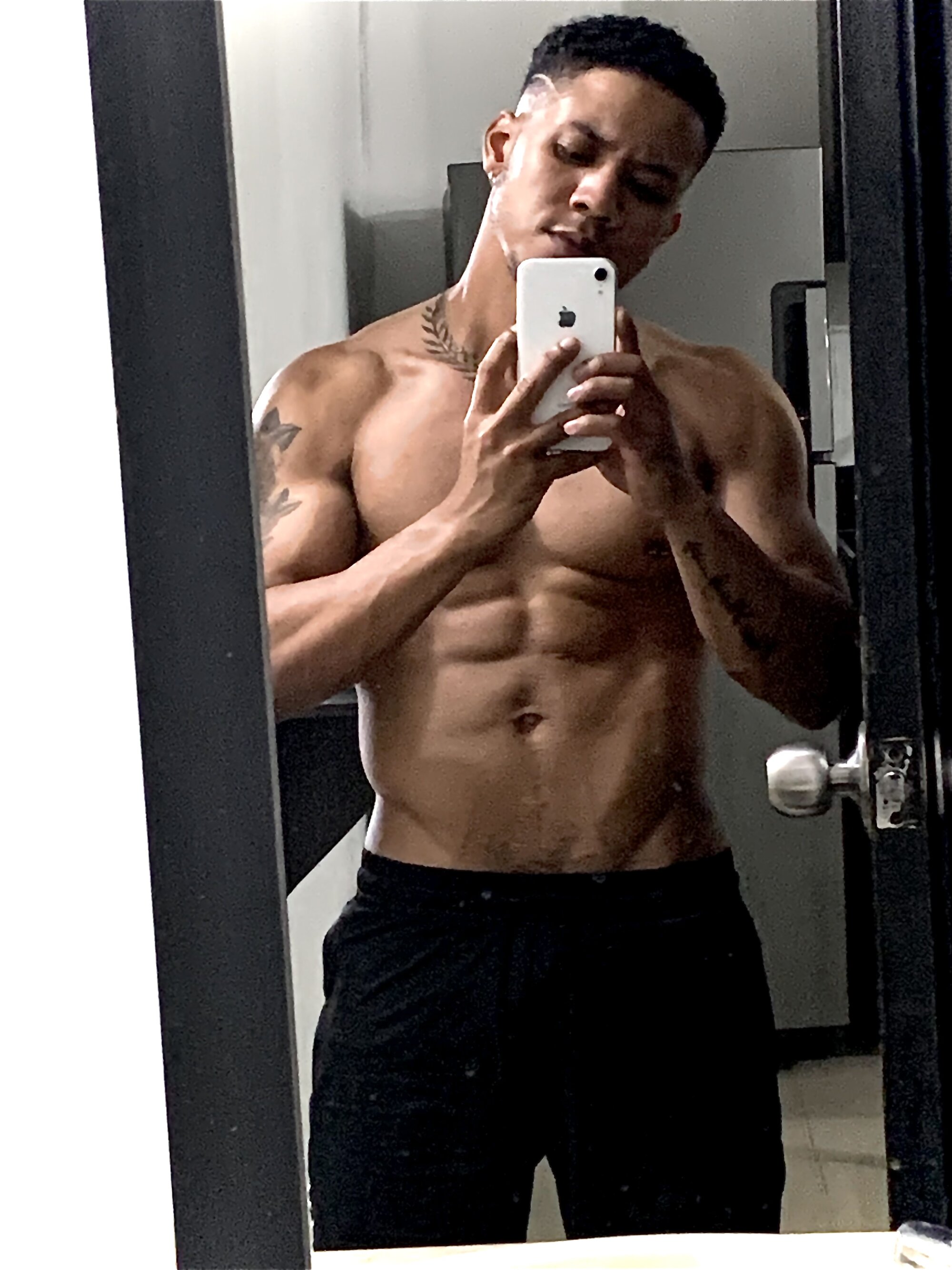 chris_adam97