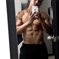 chris_adam97's webcam live show