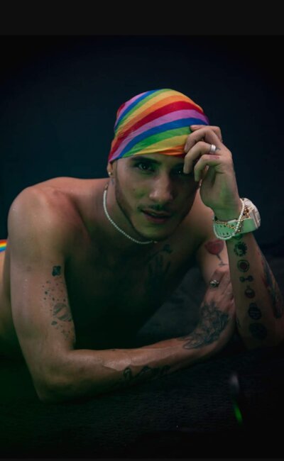 adam_rosxx_ from stripchat