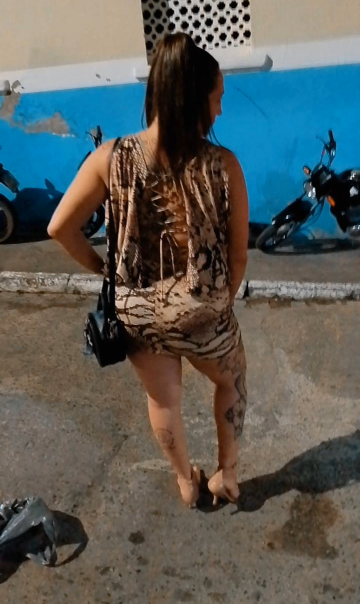 LavishMainmast's most recent online preview