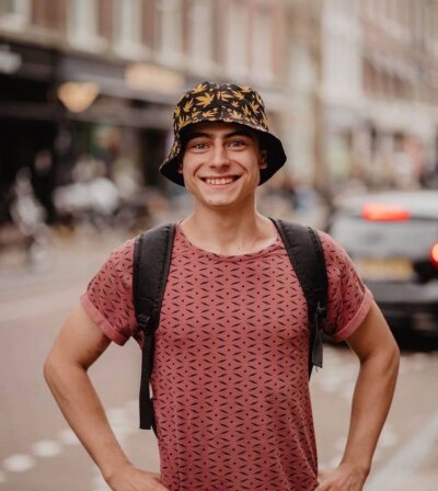 Ronan_Dee