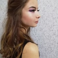 collinsrubyy's Offline Chat Room