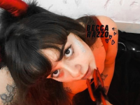 becca_razzo's Offline Chat Room