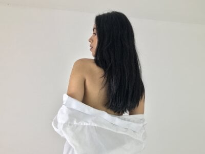 Mia_lali - colombian petite