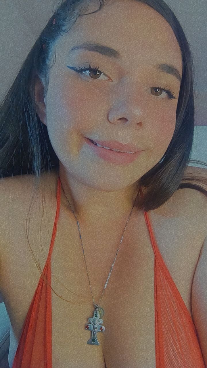 Samanta_pink2