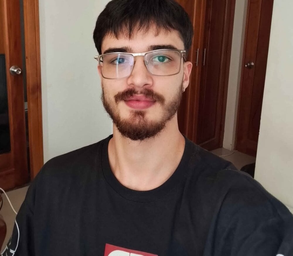 joseh0se's Offline XXX Chat