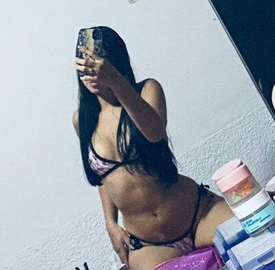 Eimy_teen Female Roleplay Free Webcam Nude