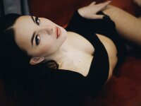 TrishaWheeler's Offline Chat Room