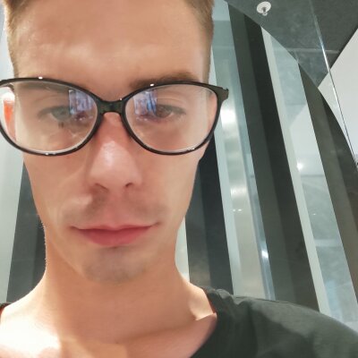 KidoXVII Male Handjob Chat Webcam
