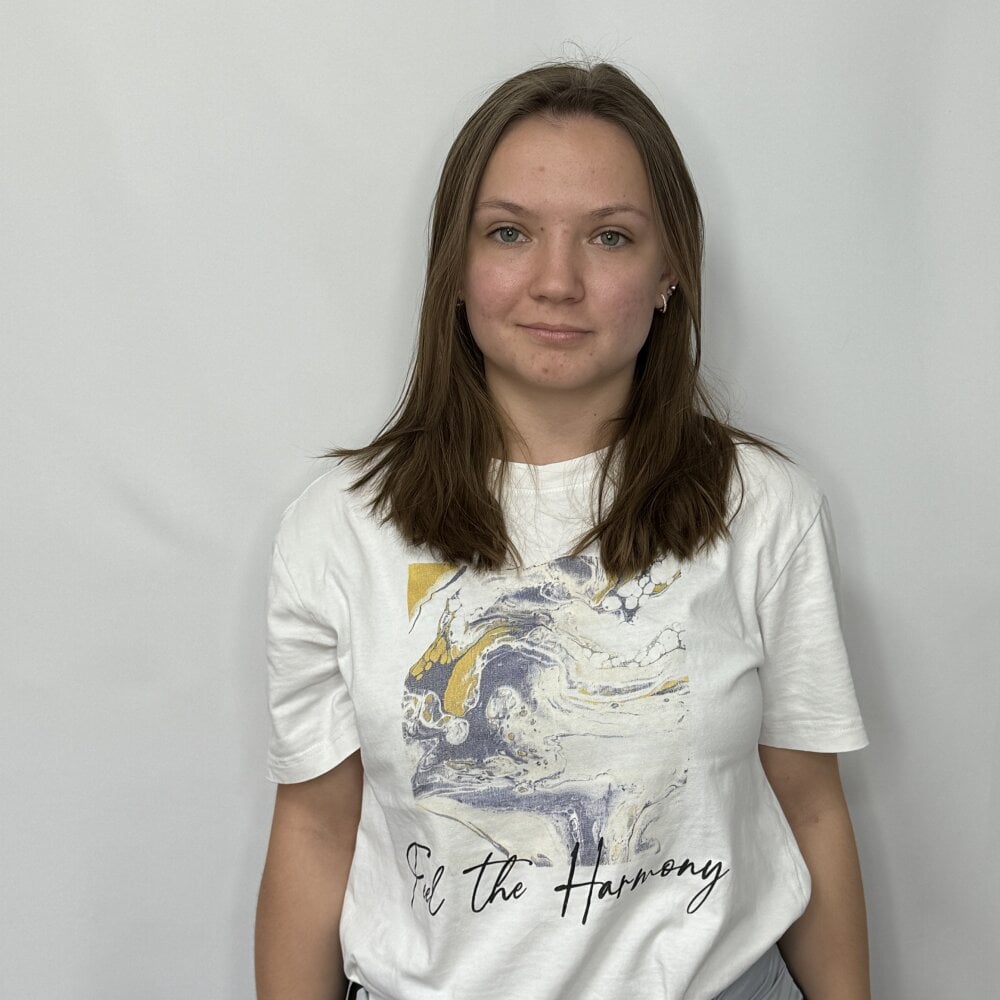 ZaraBarris Offline XXX-Chat