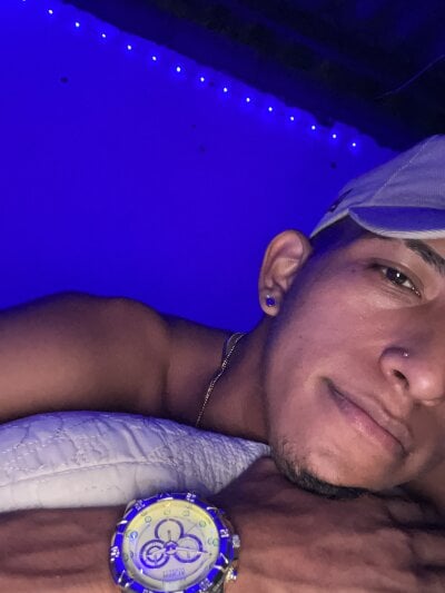 Chicos__hot23