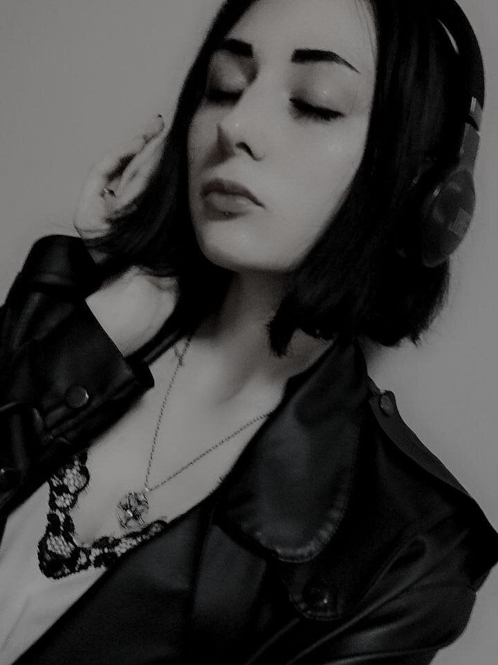 TayaaFox profile