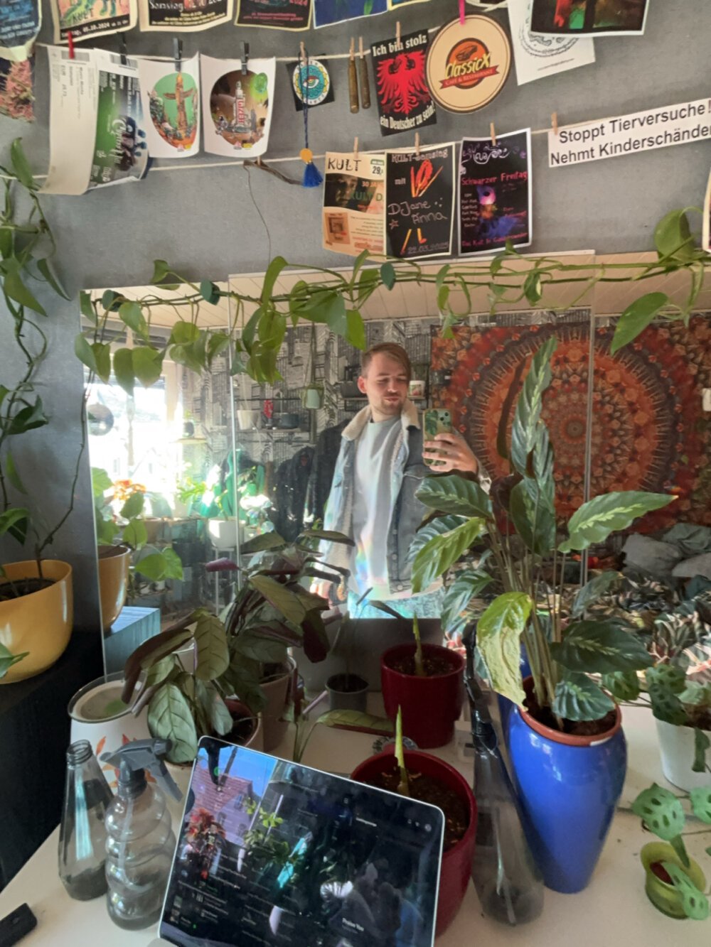 verhorny18's Offline XXX Chat