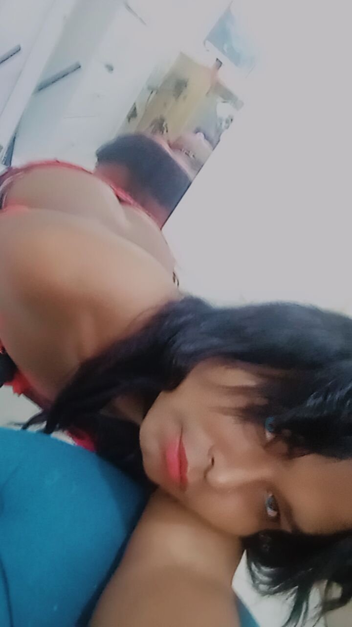 elinasexyhot69