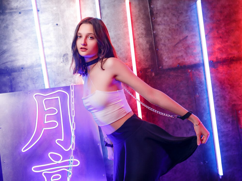 Live sex webcam photo for urgoddess_girl #286111601