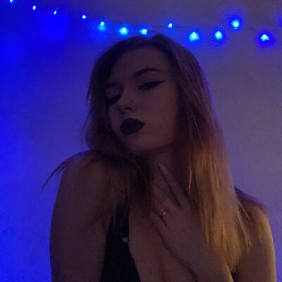 nikolina_ Spanking stripchat