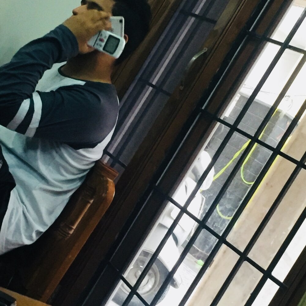 huny0019 Offline XXX Chat