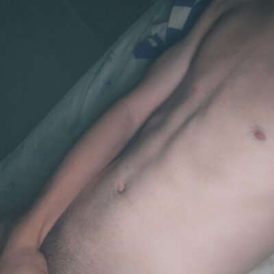 guuzh_ from stripchat