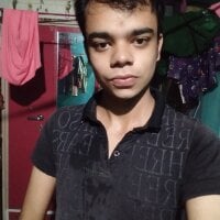 sexybobby13's webcam live show