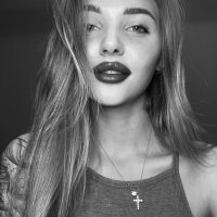 AmazingMary_'s Offline Chat Room