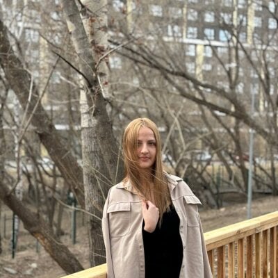 Luna_Vibee Female Student Live Webcam Striptease