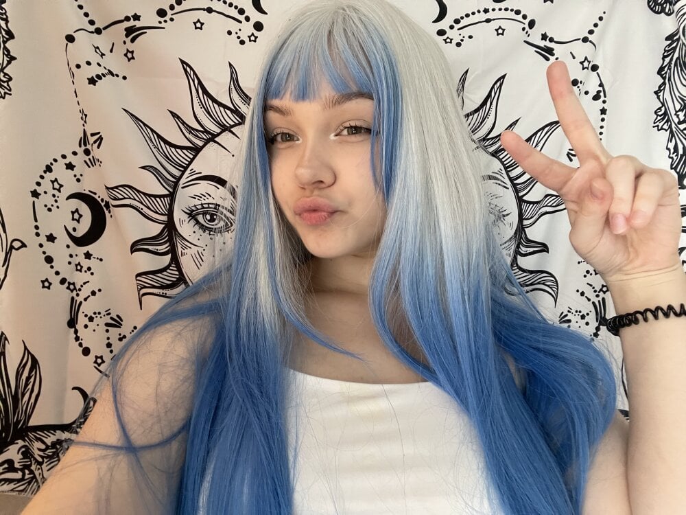 Bella_Sia's Offline XXX Chat
