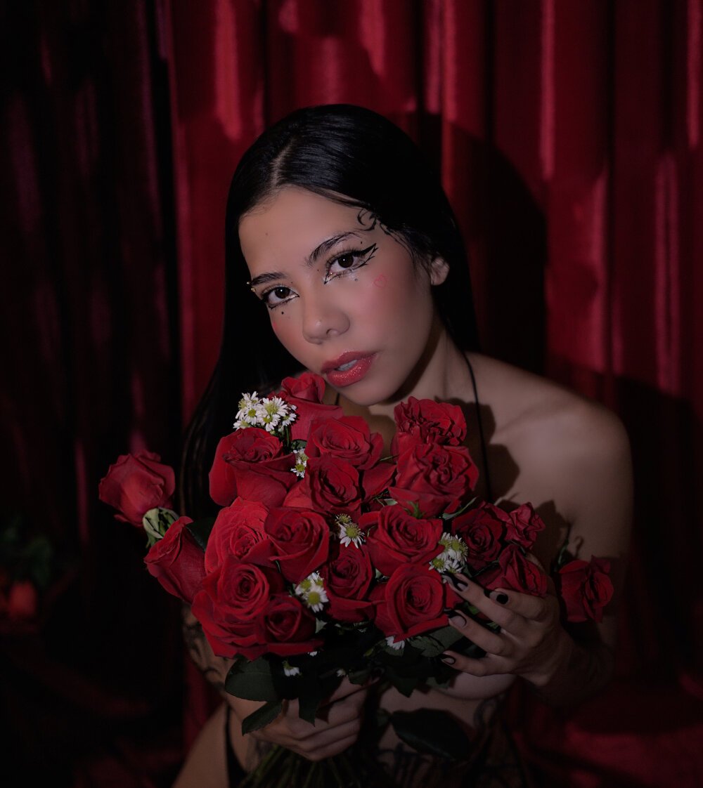 AlyRoses' Offline XXX Chat