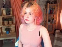 Nicole_Shiny's Offline Chat Room