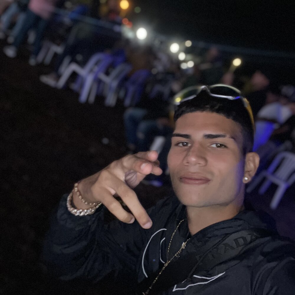 sixteyfire33 profile
