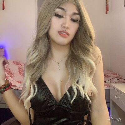 LoveMarieFoxxx Trans Asian Naked Cam