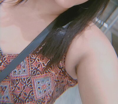 elivecams.com Miss-Risa livesex profile in ethnicityindian cams