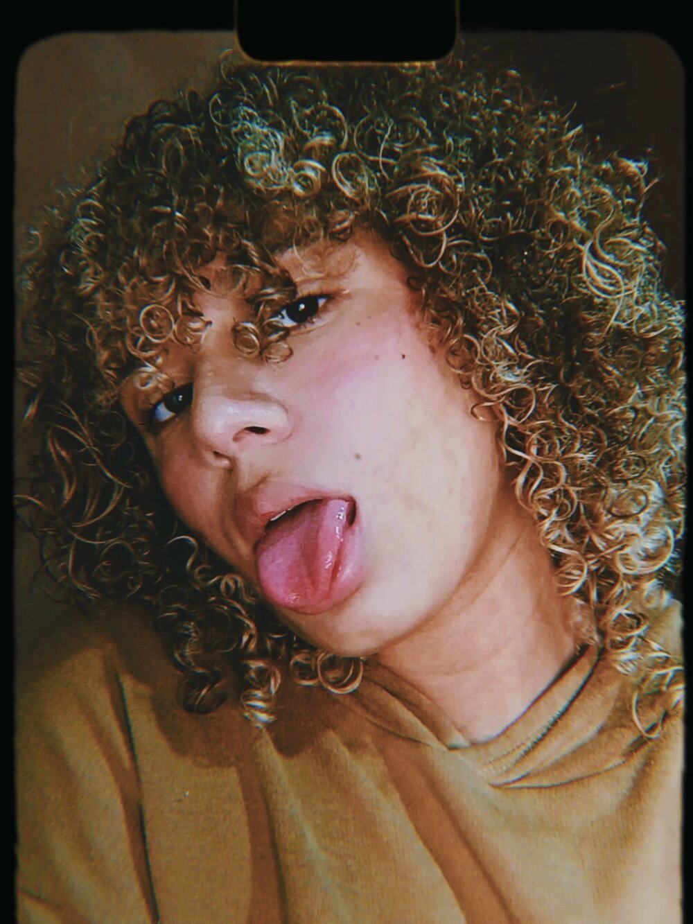 Blondiecurly