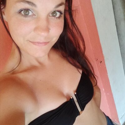 Pussybabe0703 Live Cam on StripChat