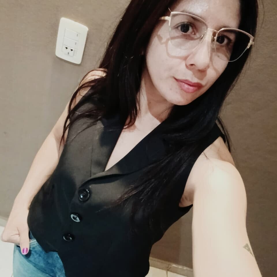 Lu-666-mi Chat XXX offline