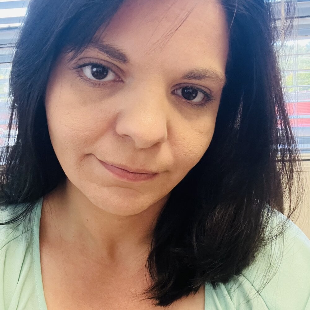 brown-eyes69 profile