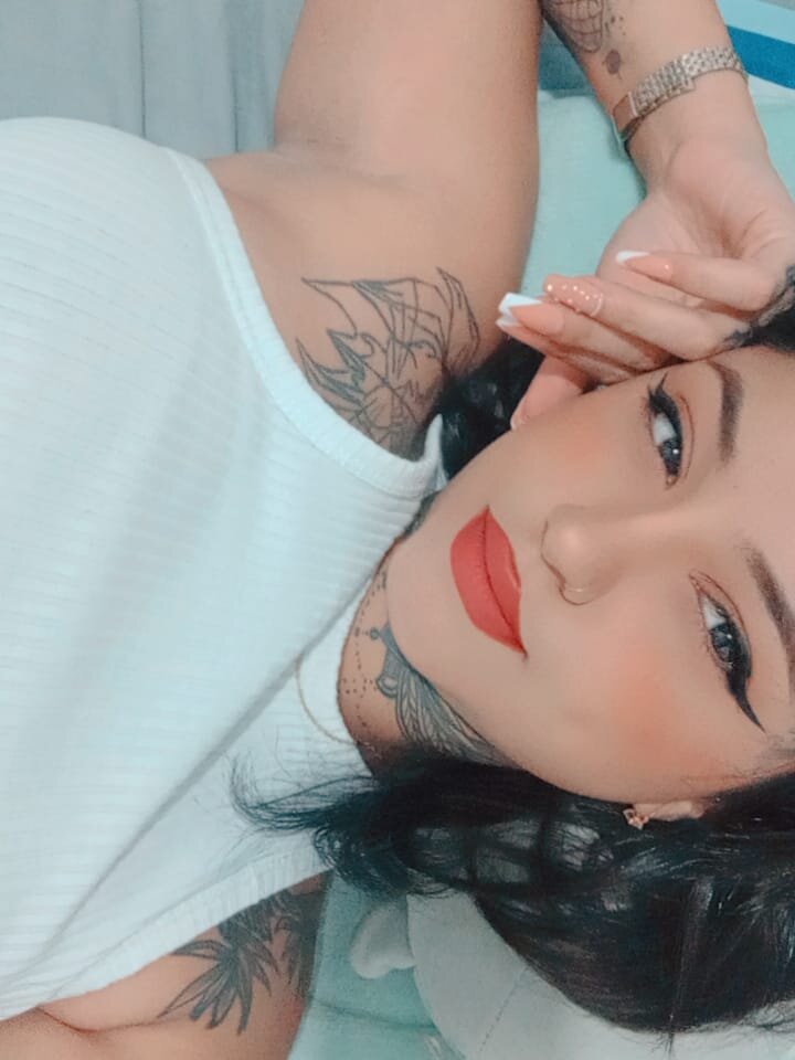 Live sex webcam photo for CathylolF #289866701