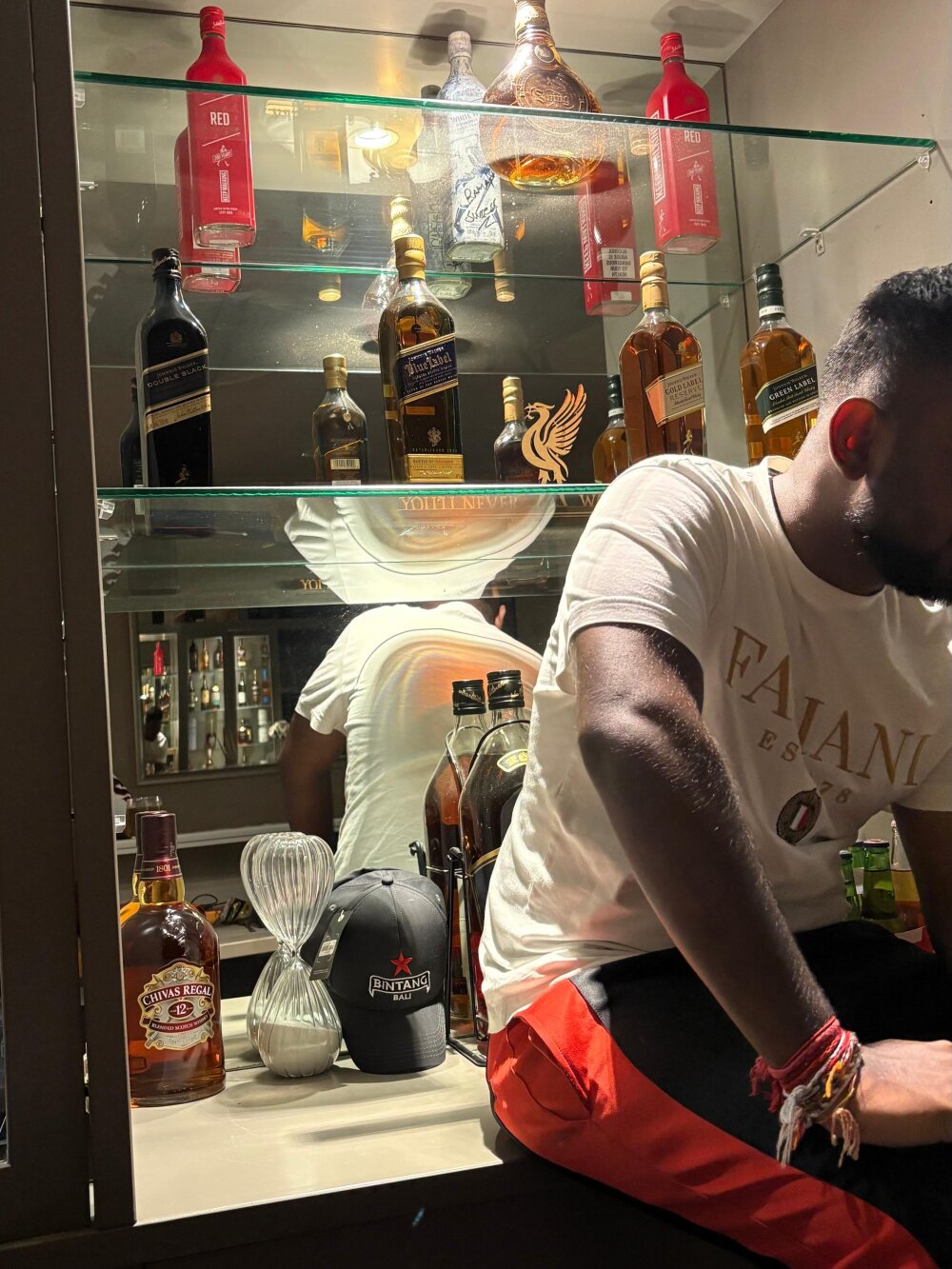 spicy_and_honey's Offline XXX Chat