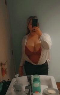 nelladiangel offline chatrum
