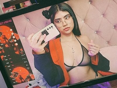 Laura_cute_ - Stripchat Girl 