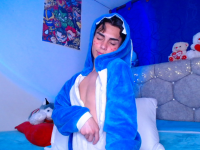 OwenBluee's Live Sex Cam Show