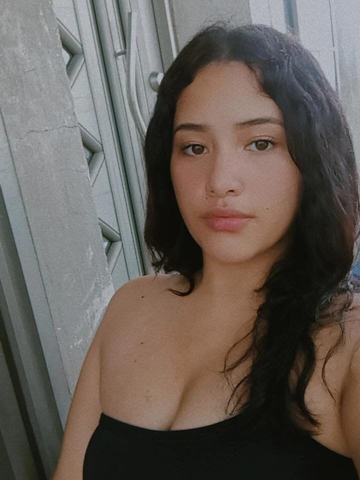 elivecams.com evelyn_monro livesex profile in granny cams