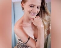 carla_royce's Offline Chat Room