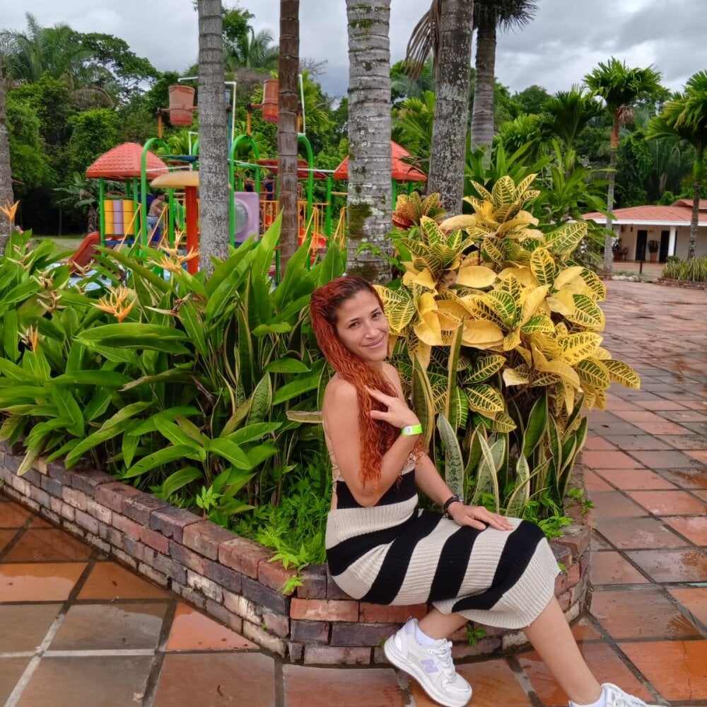 onaircams.com channellsaludable19 livesex profile in english cams